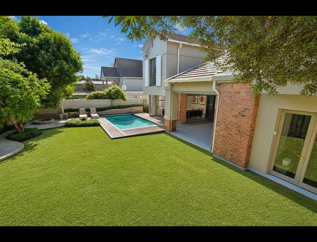 4 BEDROOM HOUSE FOR SALE IN SENDERWOOD